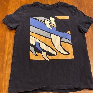 Gap tee shirt
